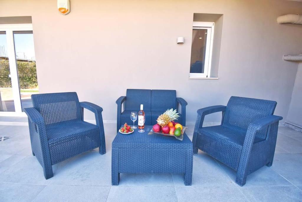 Alikes Del Old Apartment Alykes Potamou Екстериор снимка